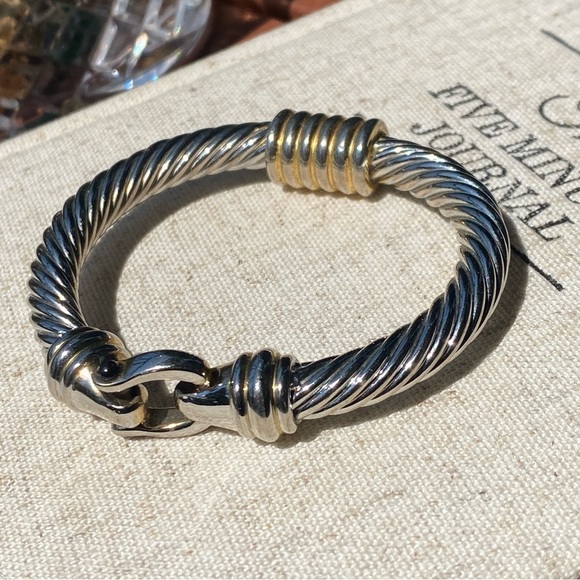 VINTAGE hinge rope style two tone magnetic closure bracelet
